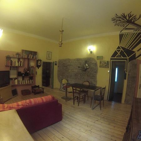 Ozne B&B Prato Bagian luar foto